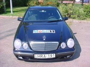 Teszt: Mercedes E 240 - A klasszikus eminenciás