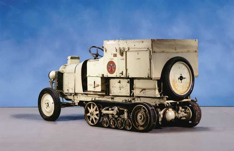 1922-ben, az első autós szaharai átkelésen Citroënekkel hódították meg a homoktengert