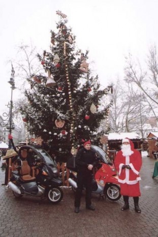 Wallis-Mikulás BMW C1-gyel