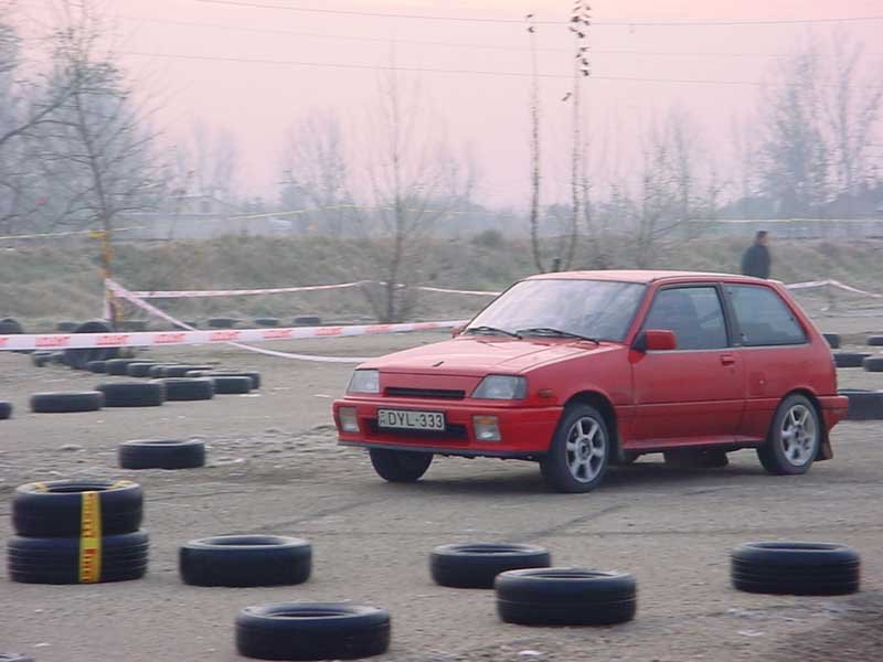 Egyre népszerűbbek a Swift Gti-k (kint már 1500DM-ért hibátlant lehet találni)