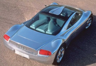 10 éves Audi alumínium autója