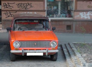 Az én autóm: jobbkormányos Zsiguli