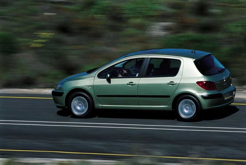 A Peugeot 307-es automatikus váltóval és 1,4 literes HDi motorral is kapható lesz