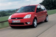 A Ford sportos modellekkel és az új Fiestával vág neki a 2002-es esztendőnek