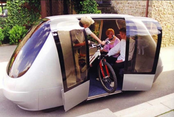 Próbaüzemen a vezető nélküli taxi