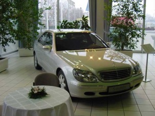 Januártól Smart, áprilistól új E-osztály