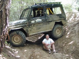 Mercedes G 300 D Turbodiesel - A világ legjobb terepjárója