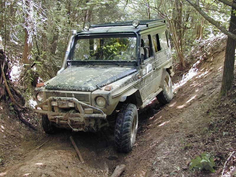 A Mercedes G-osztály színtiszta német haditechnika