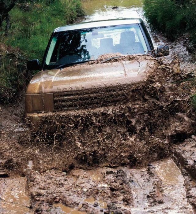 A dízel eredendően biztosabban halad vízben