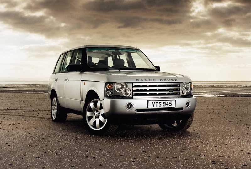 A 4,4 literes BMW motort a tulajdonos Ford szeretné minél hamarabb a Jaguar V8-asára cserélni