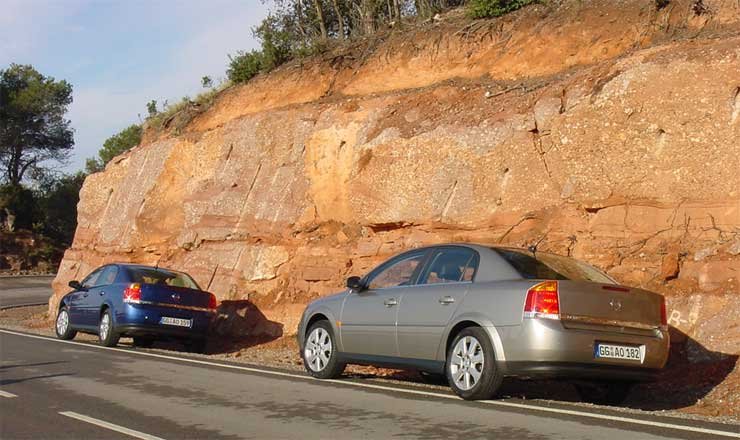 0,28 az alaktényező, ami megegyezik az 1986 utáni Omegáéval. Az Opel ezt már akkor nyújtani tudta