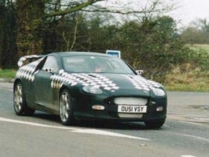 2004-ben visszatérhet az Aston Martin DB5