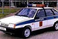 A Lada ma is készít Wankel-motoros autókat. A moszkvai rendőrségnek Wankel Samarái is vannak