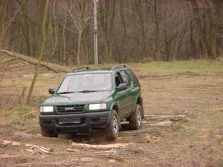 Az erős dízellel mindenhonnan kivágta magát a tesztautó