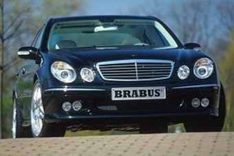 Brabus E W211 - Csúcsra járatott limuzin