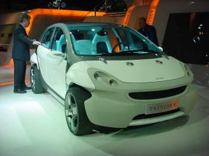 Közösen készít kisautót a Smart és a Mitsubishi