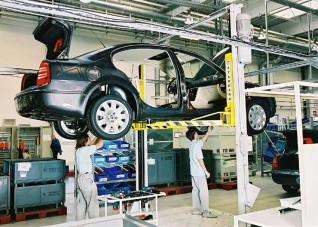 Megnyílt a Skoda új gyára Kvasinyban