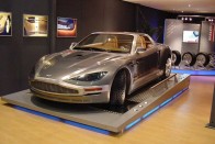 A Giugiaro tervezete Aston Martin 2020 tanulmányautóra is Ultrac gumikat szereltek