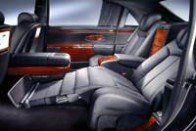 Az új Maybach is tökéletes sofőr limuzin, a hátsó utasok kényelme fejedelmi