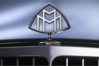 A két M-ből álló típusjelzés korábban a Maybach Motorgyárat, ma pedig a Maybach Manufaktúrát jelöli