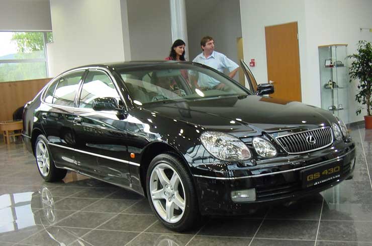 A GS 430 6,4 másodperc alatt gyorsul százra