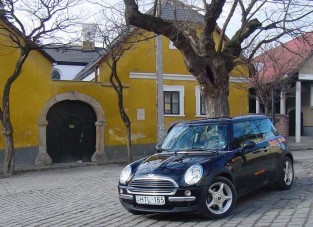 Toyota dízel a Miniben