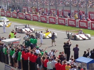 Le Mans 2002: Dupla-tripla Audi siker