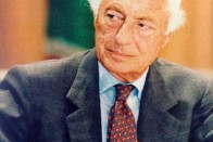 Giovanni Agnelli, a Fiat konszern 81 éves tiszteletbeli elnöke ragaszkodik az autórészleghez