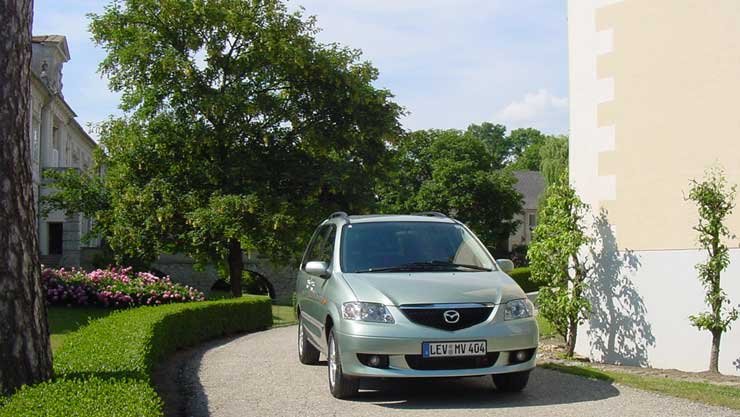 Autópályán és országúton a 75 literes tankkal a dízel hatótávolsága elérheti az 1000 kilométert