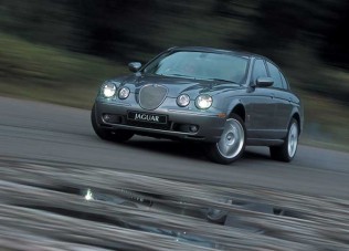 Jaguar S-Type a SPORTváltóban