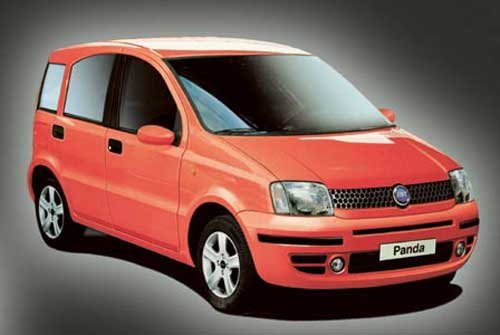 Az új Panda nem a hasonló méretű Suzuki Wagon R+ vagy az Opel Agila olasz testvérmodellje lesz, hanem önálló padlólemezre épül