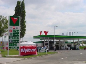 Átadták a 40. budapesti MOL kutat