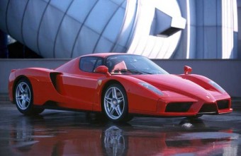 Porig égett az első Ferrari Enzo prototípus