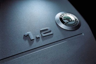 Új benzinmotor a 2003-as Skoda Fabiában