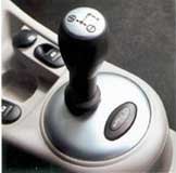 Kormányról kapcsolható automata váltó a C3-hoz