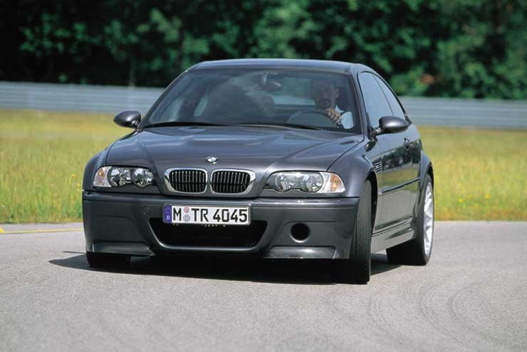 Még a belső szőnyeg habanyagát és a csomagtérborítást is átdolgozták a súlycsökkentés érdekében