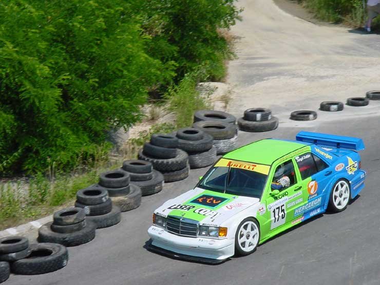 Zengő Zoltán AMG Mercedeséhez szombaton és vasárnap is kellett alkatrészt utaztatni Budapestről