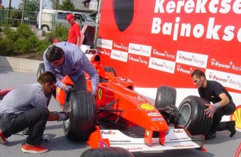 Elérhető közelségben a száguldó cirkusz