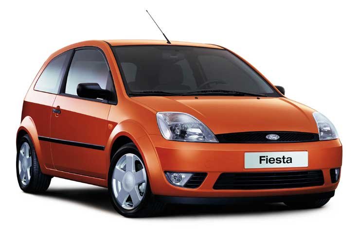 25 milliméterrel nagyobb ajtók könnyítik meg a beszállást hátra