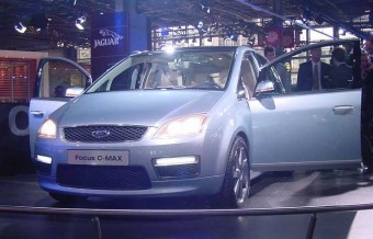 Ford Focus egyterű Párizsban!