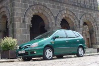 Teszt: Nissan Almera Tino 1.8 Luxury - Nem hoz áttörést Nissan Almera Tino 1.8 Luxury