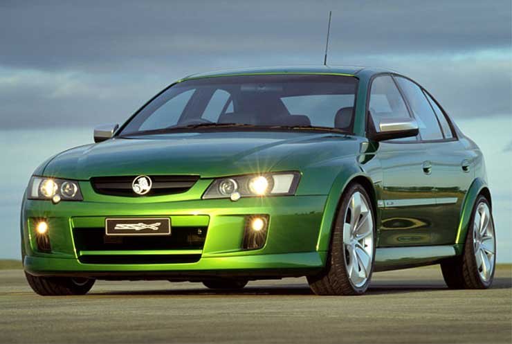 Sportlimuzin-tanulmány a Holdentől