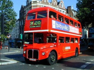Lecserélik a híres londoni buszokat