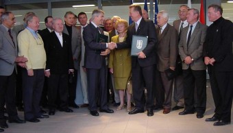 Tovább támogatja a MOB-ot a Mercedes-Benz