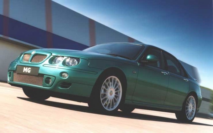 Új motor az MG ZT 160-ban