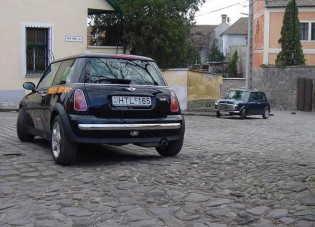 SPORTváltó padlógázzal