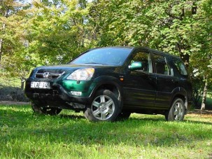 Teszt: Honda CR-V 2.0i ES - A régi-új divatkirály