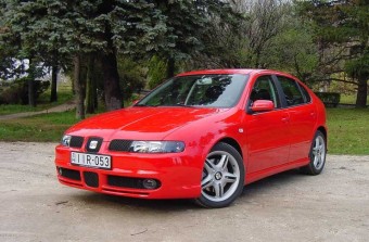 Teszt: Seat León Sport R - Örömautózás jutányosan