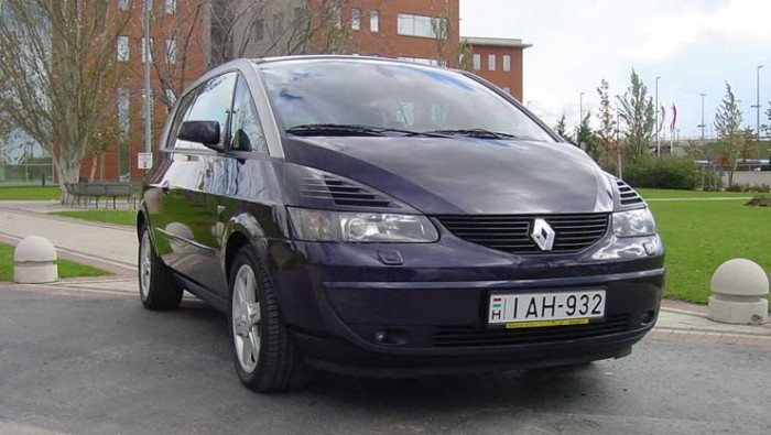 Teszt: Renault Avantime V6 – Adieu konvenciók!