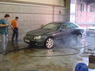 Télen mosassuk gyakrabban autónkat, mint nyáron!